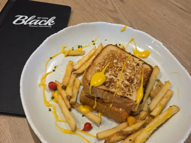 Danie z menu restauracji Centrum Spotkań Black